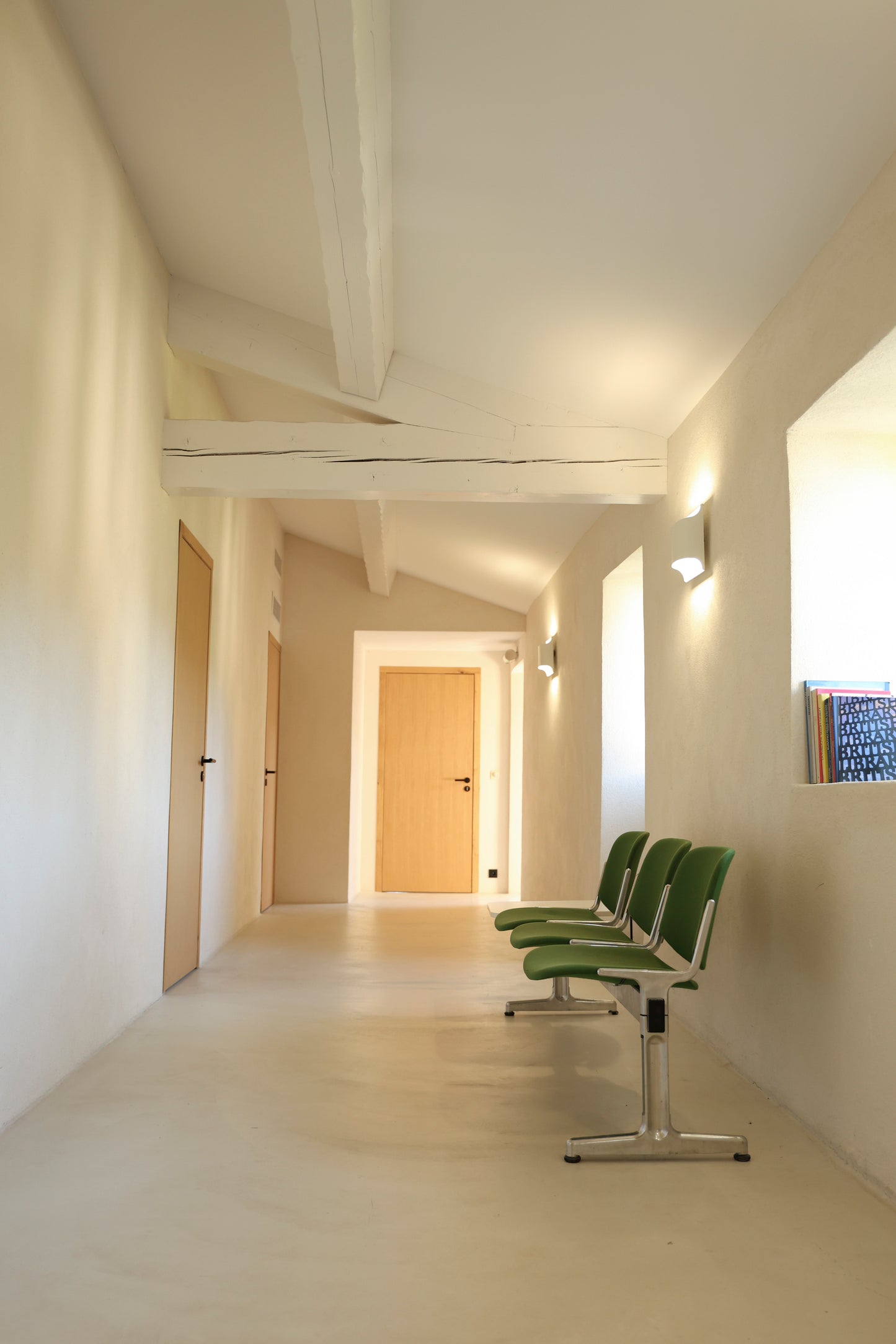 SUITE FAMILIALE AVEC 2 CHAMBRES VUE JARDIN - CLOÎTRE C6