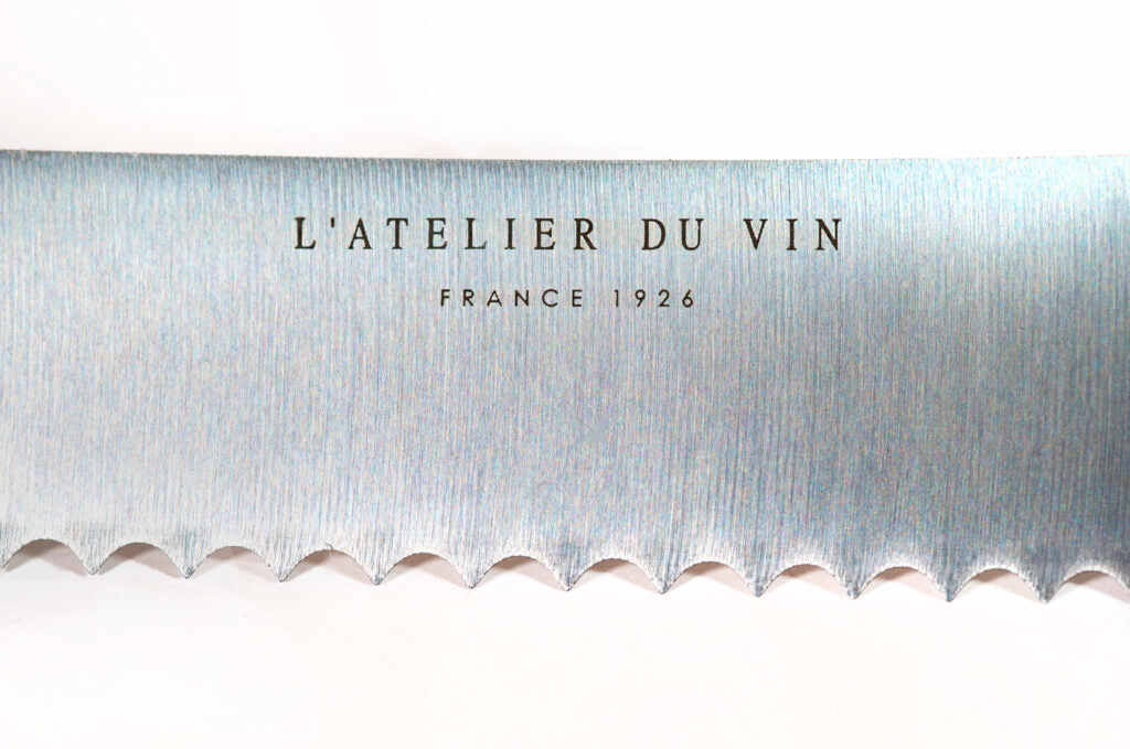 BREAD KNIFE