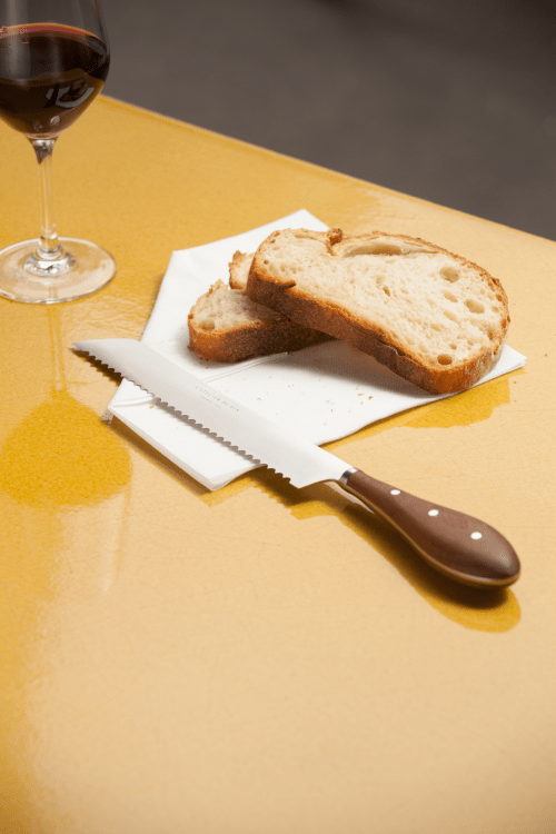 BREAD KNIFE