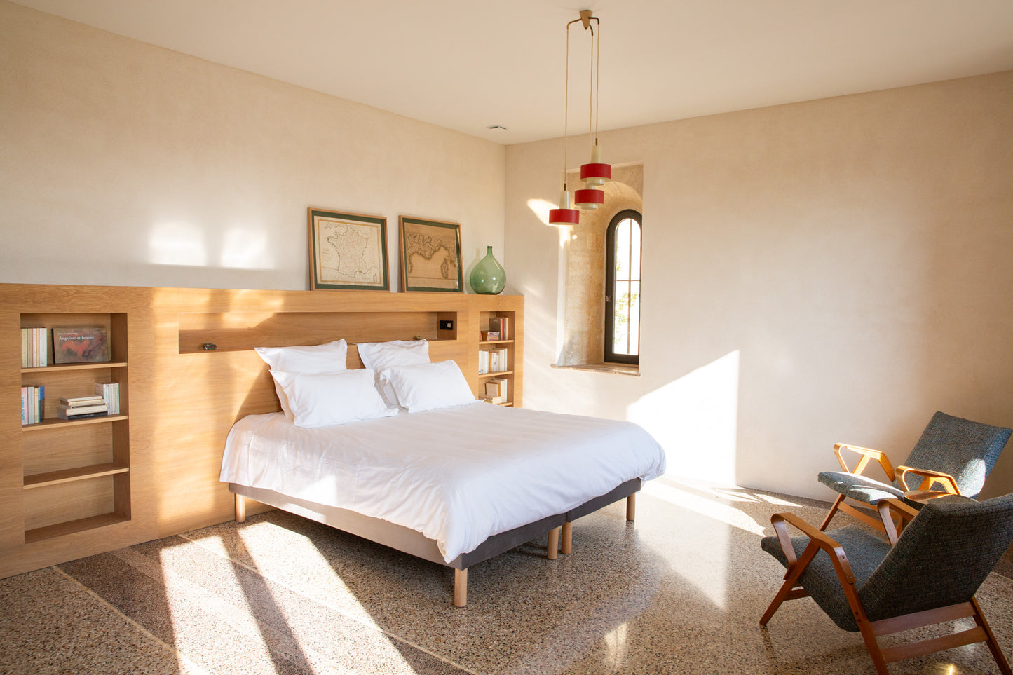 SUITE FAMILIALE PREMIUM AVEC 2 CHAMBRES VUE JARDIN - CLOÎTRE C3