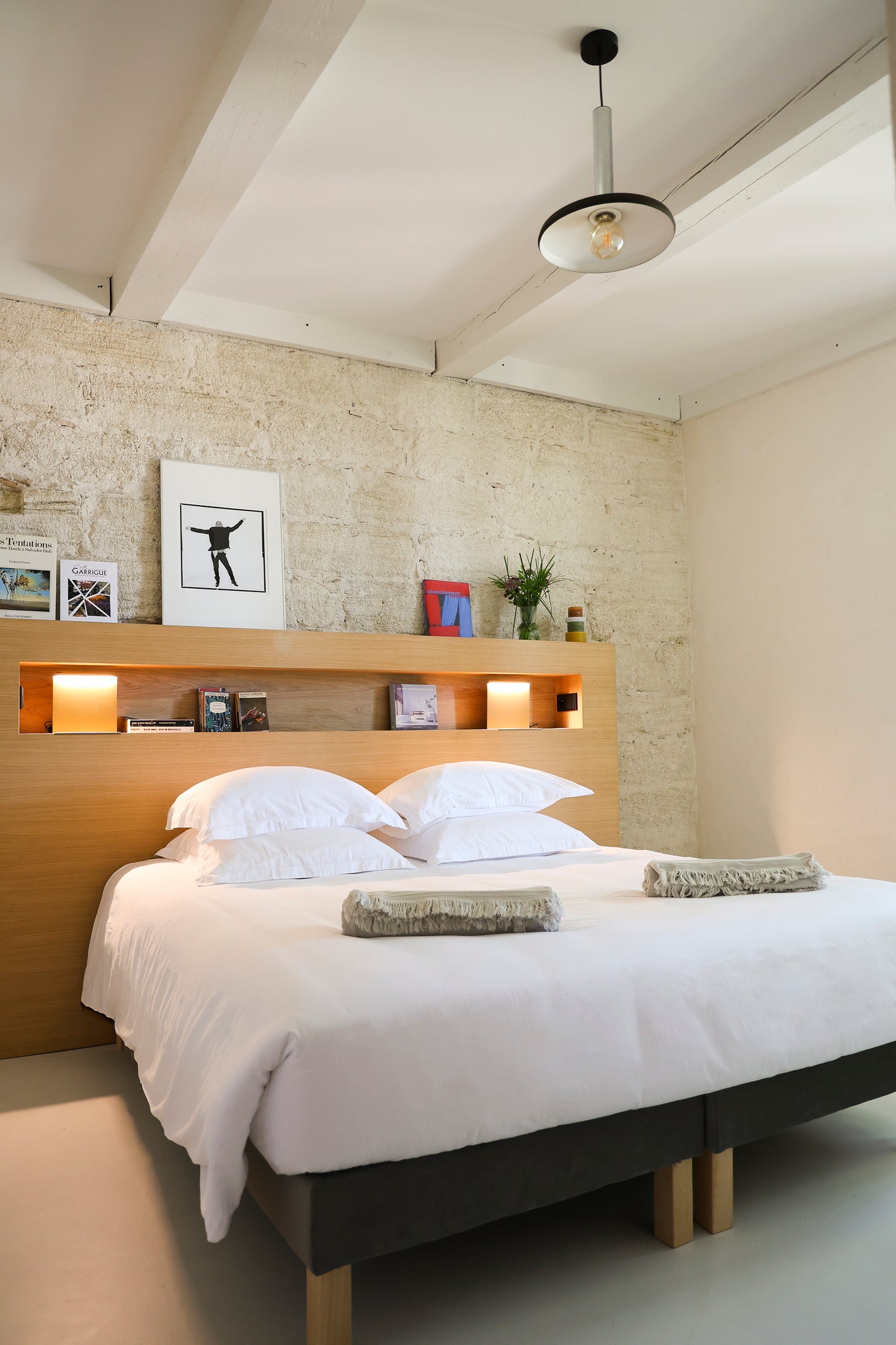 CHAMBRE VUE JARDIN : RÉFECTOIRE R3