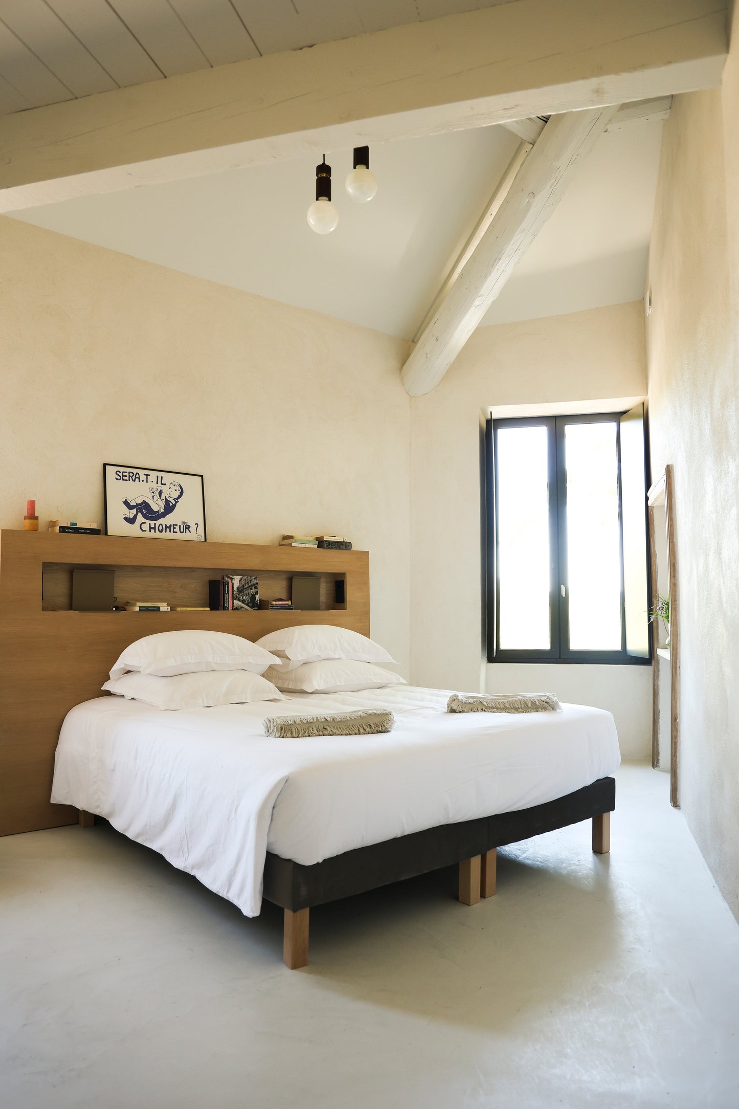 CHAMBRE FAMILIALE : RÉFECTOIRE R5